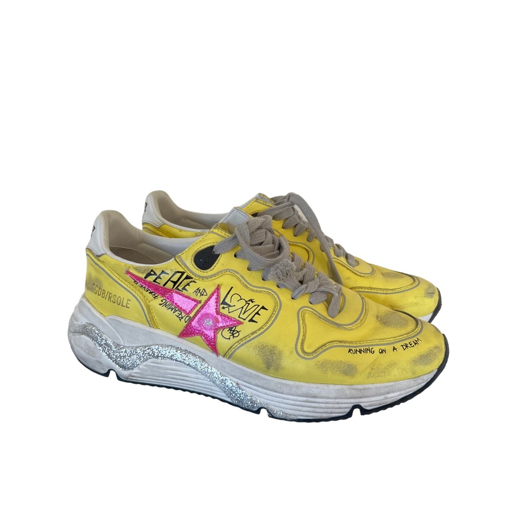 GOLDEN GOOSE Women’s Running Sole in Yellow Nappa/Pink Glitter Star Sneakers